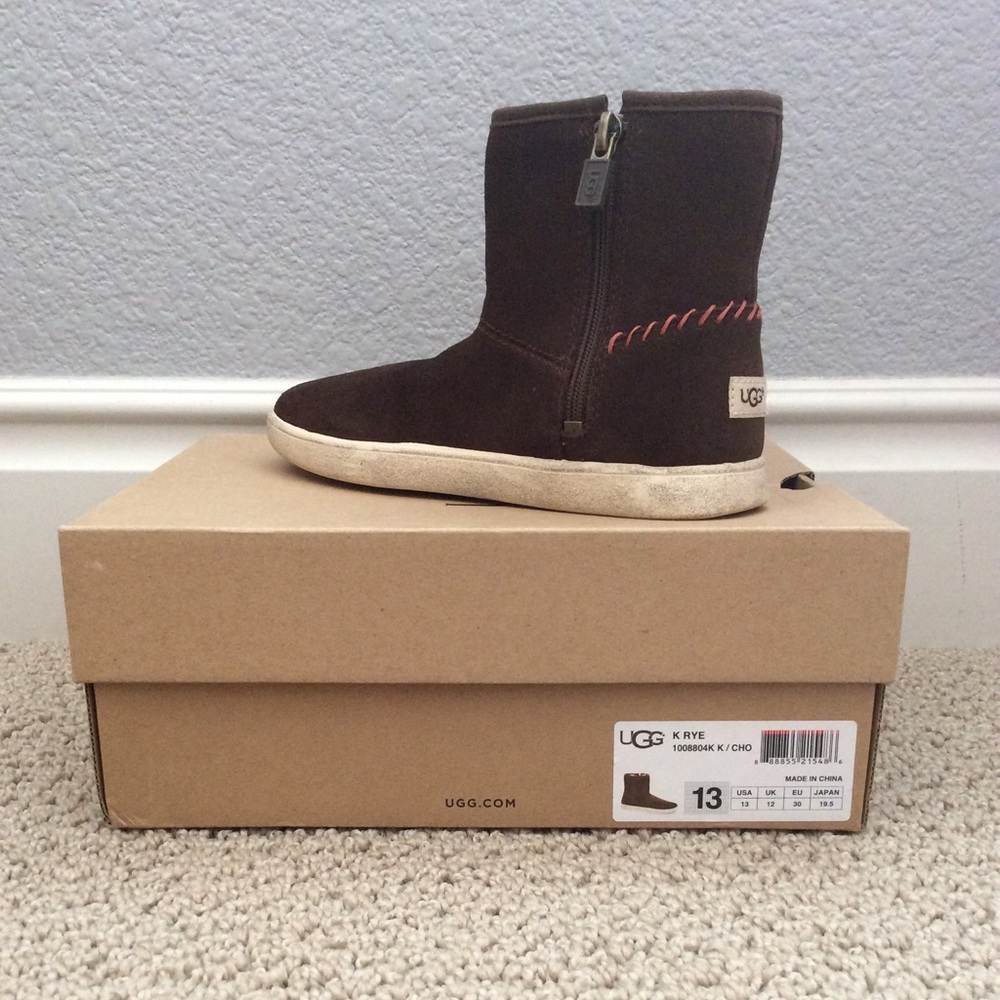 Labor Day Sale! BRAND NEW Kids Unisex UGG Boots